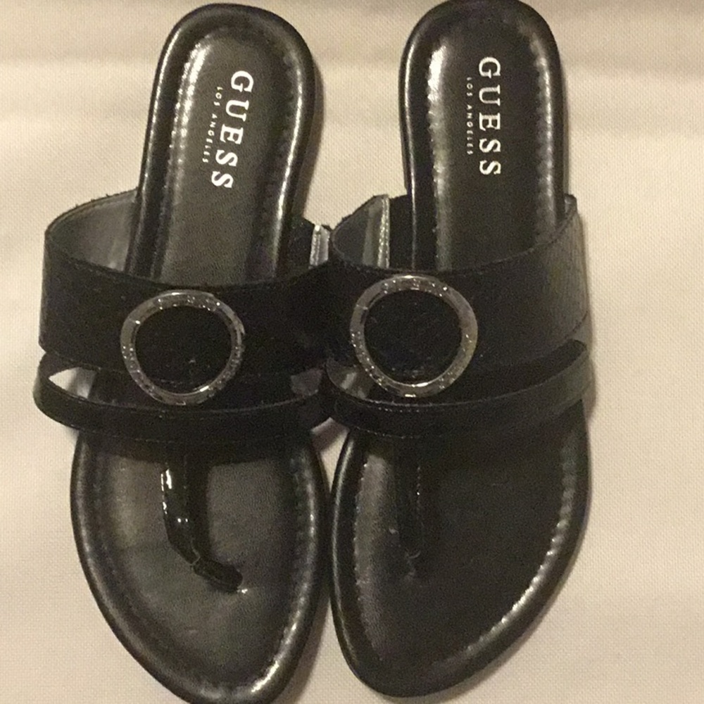 Black thong sandals
